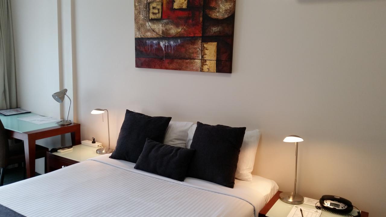 Mid City Motor Inn Singleton Buitenkant foto